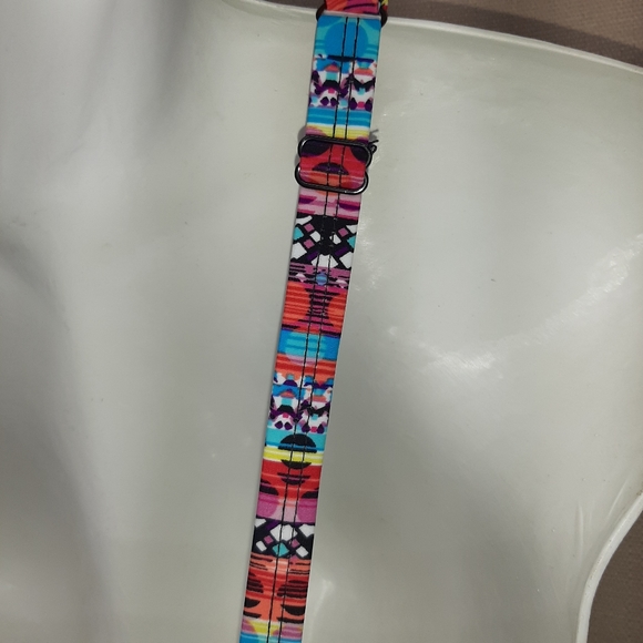 NWT multicolored size L swim top - Picture 3 of 9